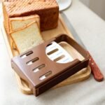 Foldable Toast Slicer - Image 2