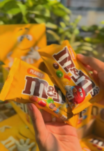 M&M’s Peanut Flavour Chocolate Gift Bags (1080g) 24 x 45g - Image 5