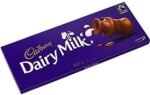 Cadbury Dairy Milk Chocolate Gift Bar, The Classic Creamy Taste, Perfect for Sharing or Gifting, Extra-Large, 850 g (Pack of 1) - Image 4